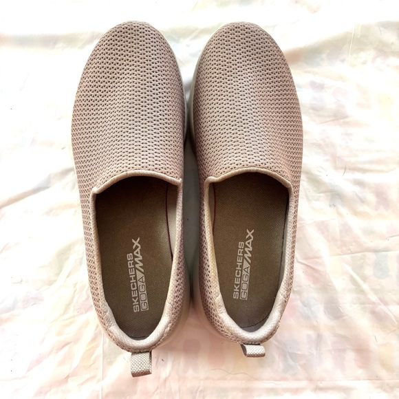 Skechers Go Walk Goga Max Gen 5 Mesh Slip-ons Sandy Beige SZ 7.5 Worn 1X - Picture 15 of 16